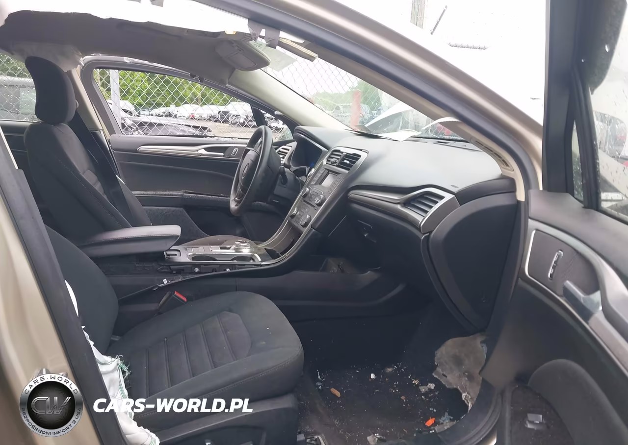 2017 Ford Fusion Se VIN:3FA6P0H75HR198468 - 5