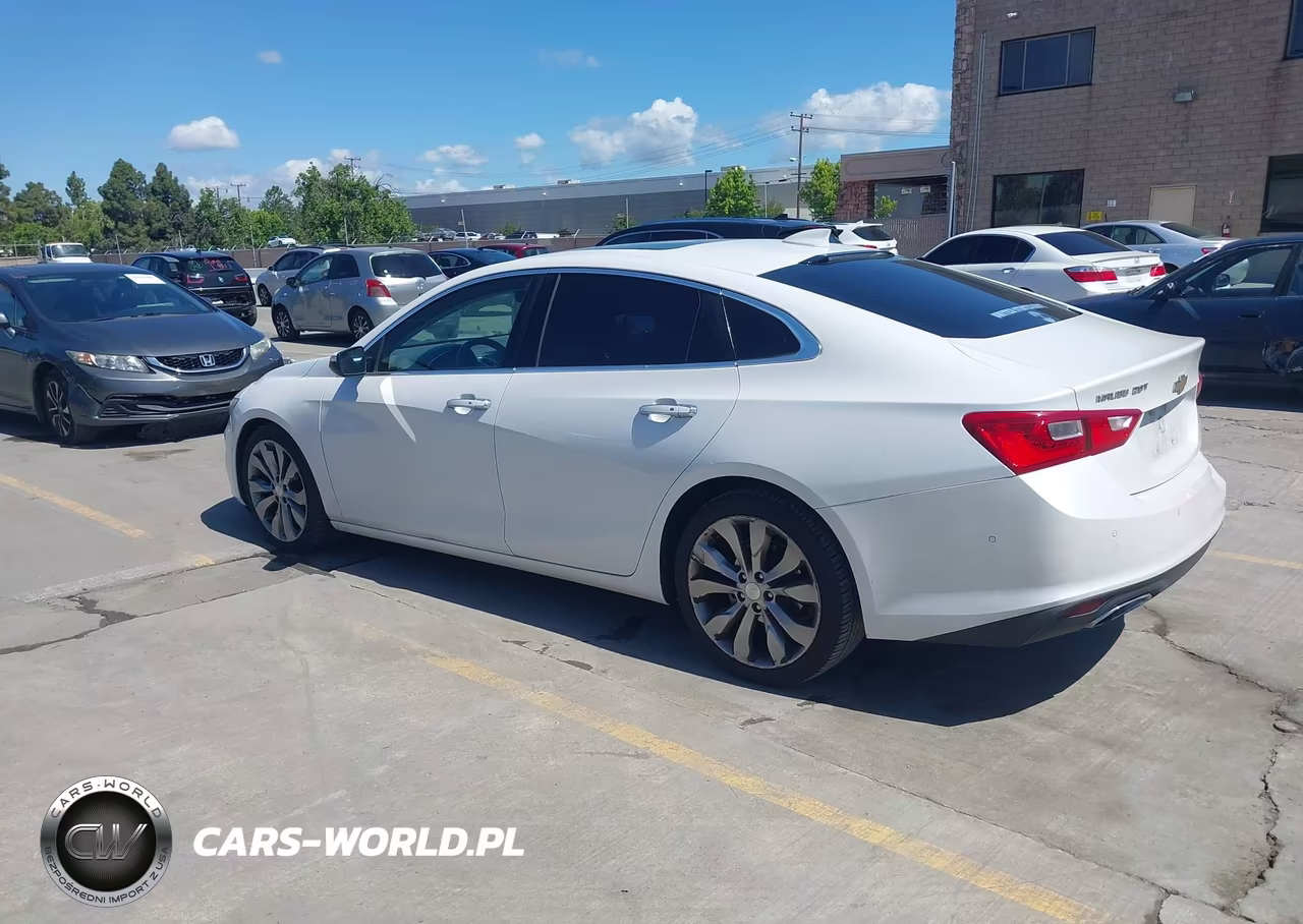 2016 Chevrolet Malibu Premier VIN:1G1ZH5SX5GF207426 - 3