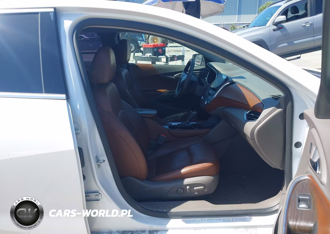 2016 Chevrolet Malibu Premier VIN:1G1ZH5SX5GF207426 - 5