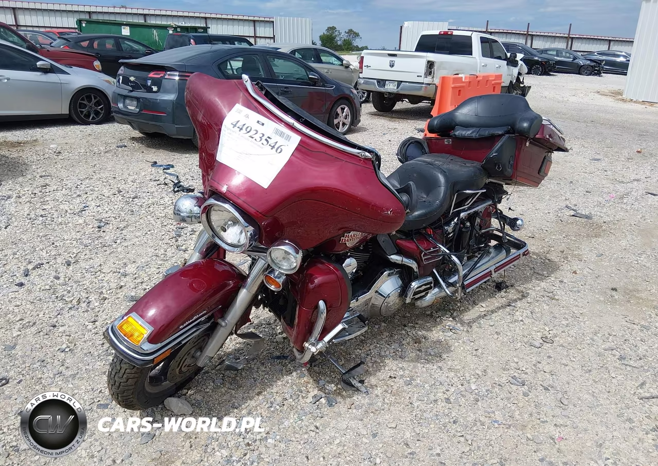 2006 Harley-Davidson Flhtcui VIN:1HD1FCW156Y600798 - 2