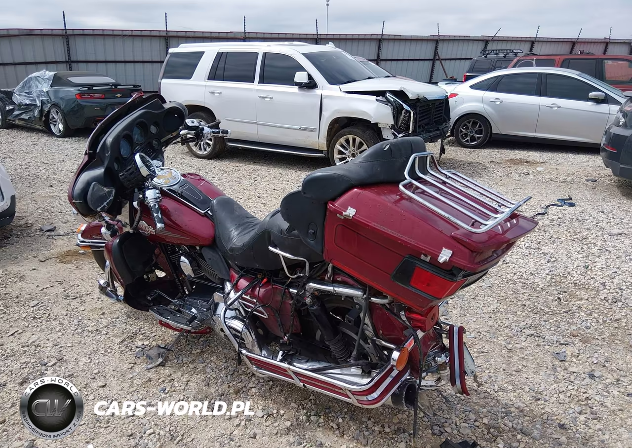 2006 Harley-Davidson Flhtcui VIN:1HD1FCW156Y600798 - 3