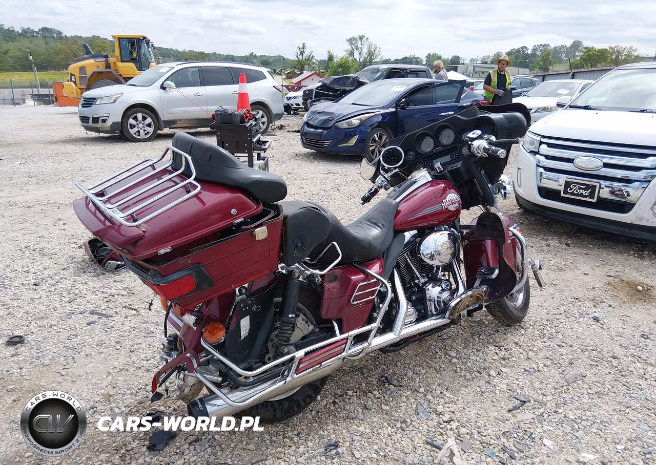 2006 Harley-Davidson Flhtcui VIN:1HD1FCW156Y600798 - 4