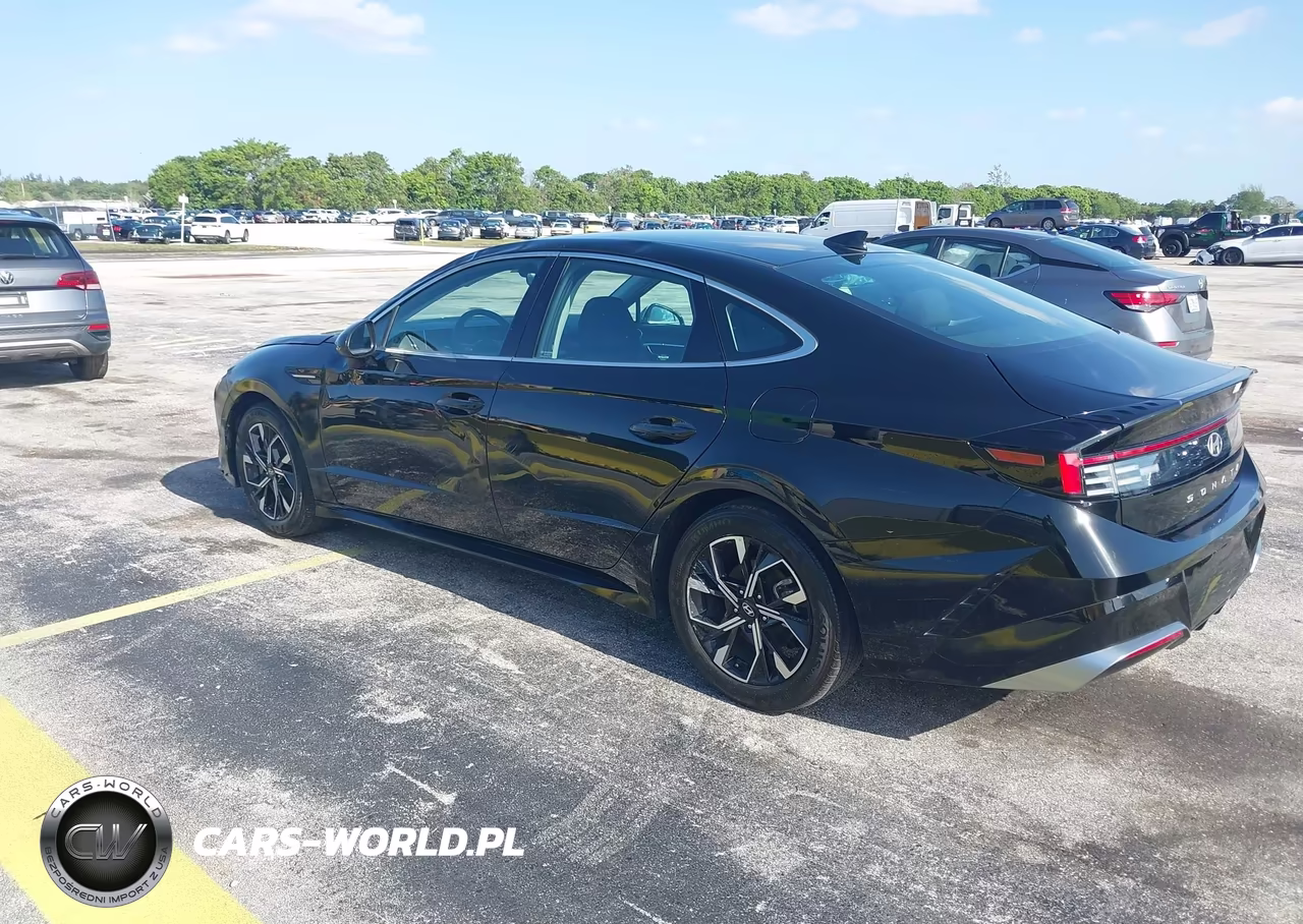 2025 Hyundai Sonata Sel VIN:KMHL64JAXSA482107 - 3