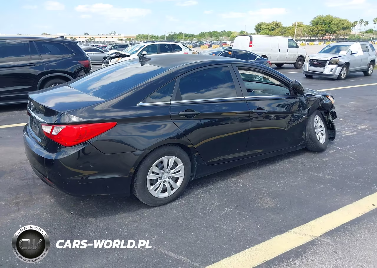 2011 Hyundai Sonata Gls VIN:5NPEB4AC3BH095272 - 4
