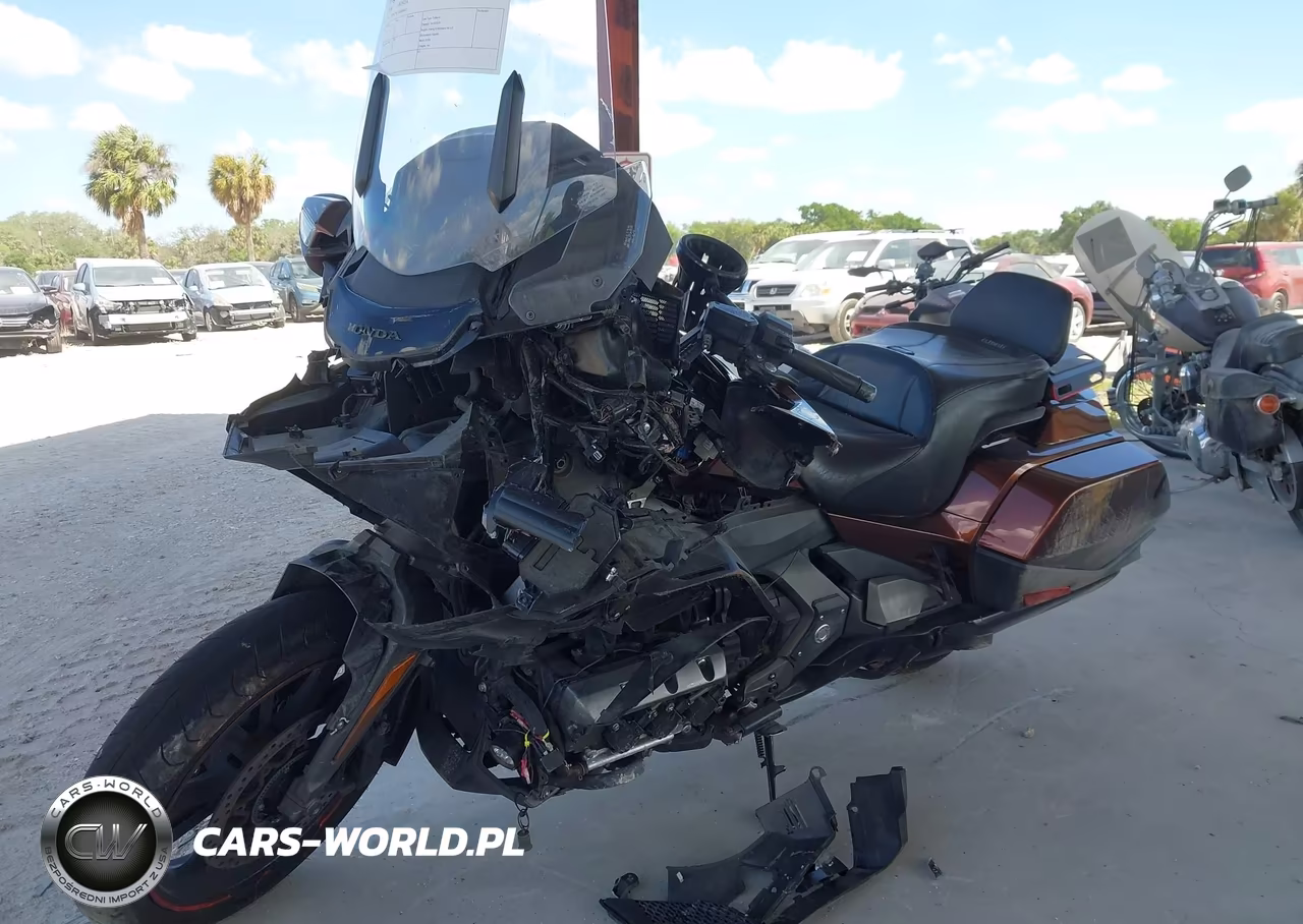 2018 Honda Gl1800 B VIN:JH2SC7913JK000463 - 2