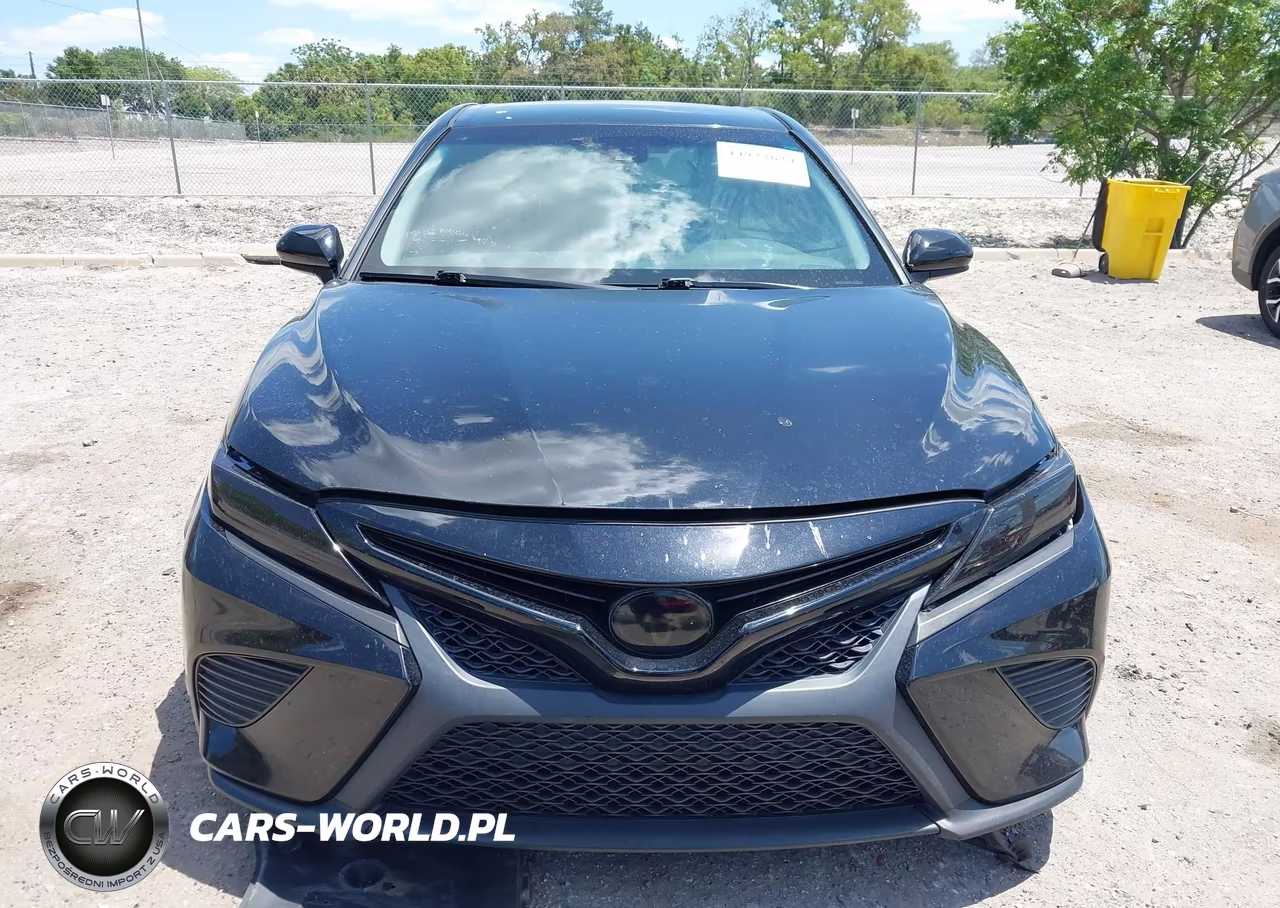 2018 Toyota Camry Se VIN:4T1B11HK7JU630038 - 12