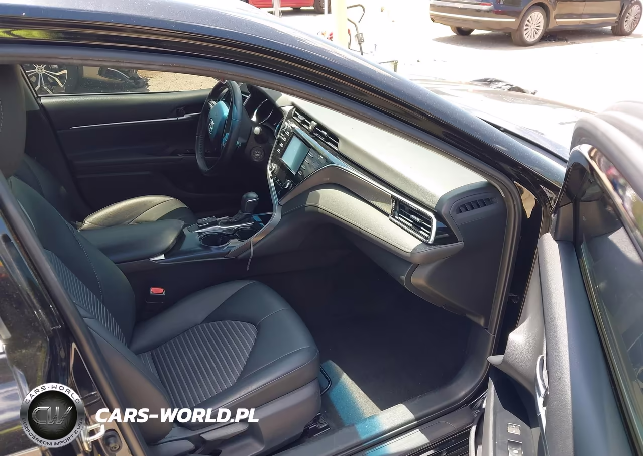 2018 Toyota Camry Se VIN:4T1B11HK7JU630038 - 5