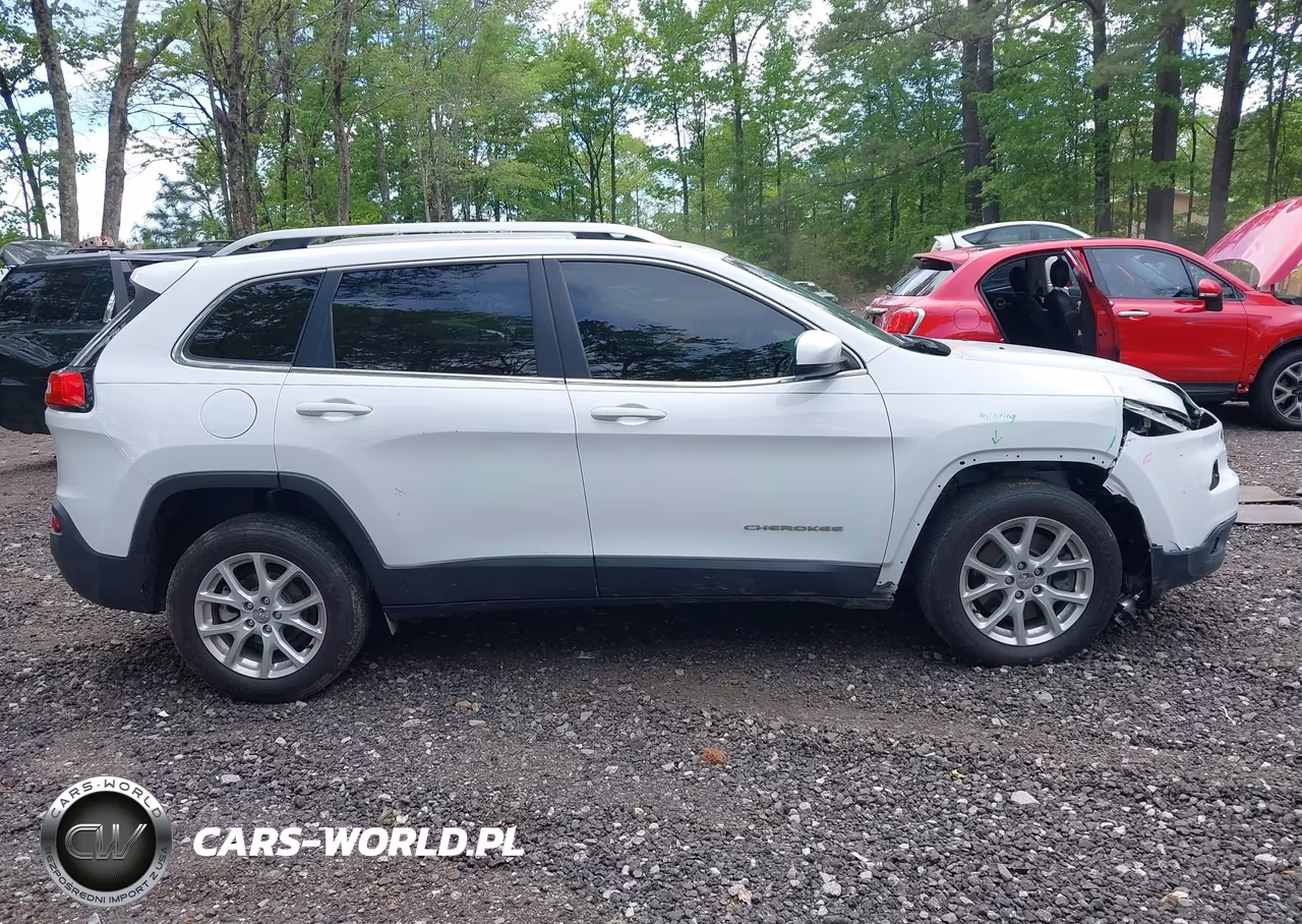 2017 Jeep Cherokee Latitude Fwd VIN:1C4PJLCB8HW573988 - 13