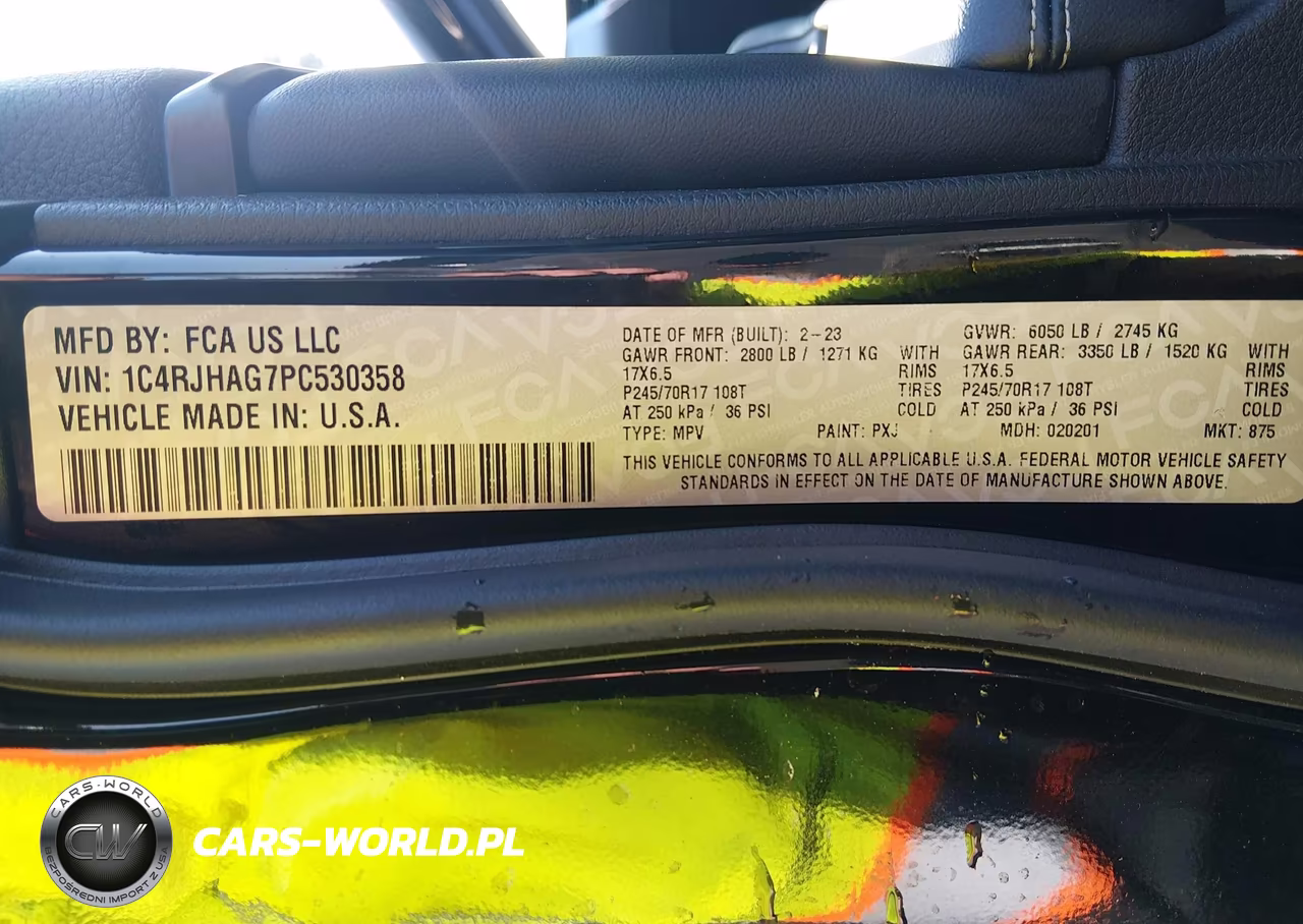2023 Jeep Grand Cherokee Laredo 4X4 VIN:1C4RJHAG7PC530358 - 9