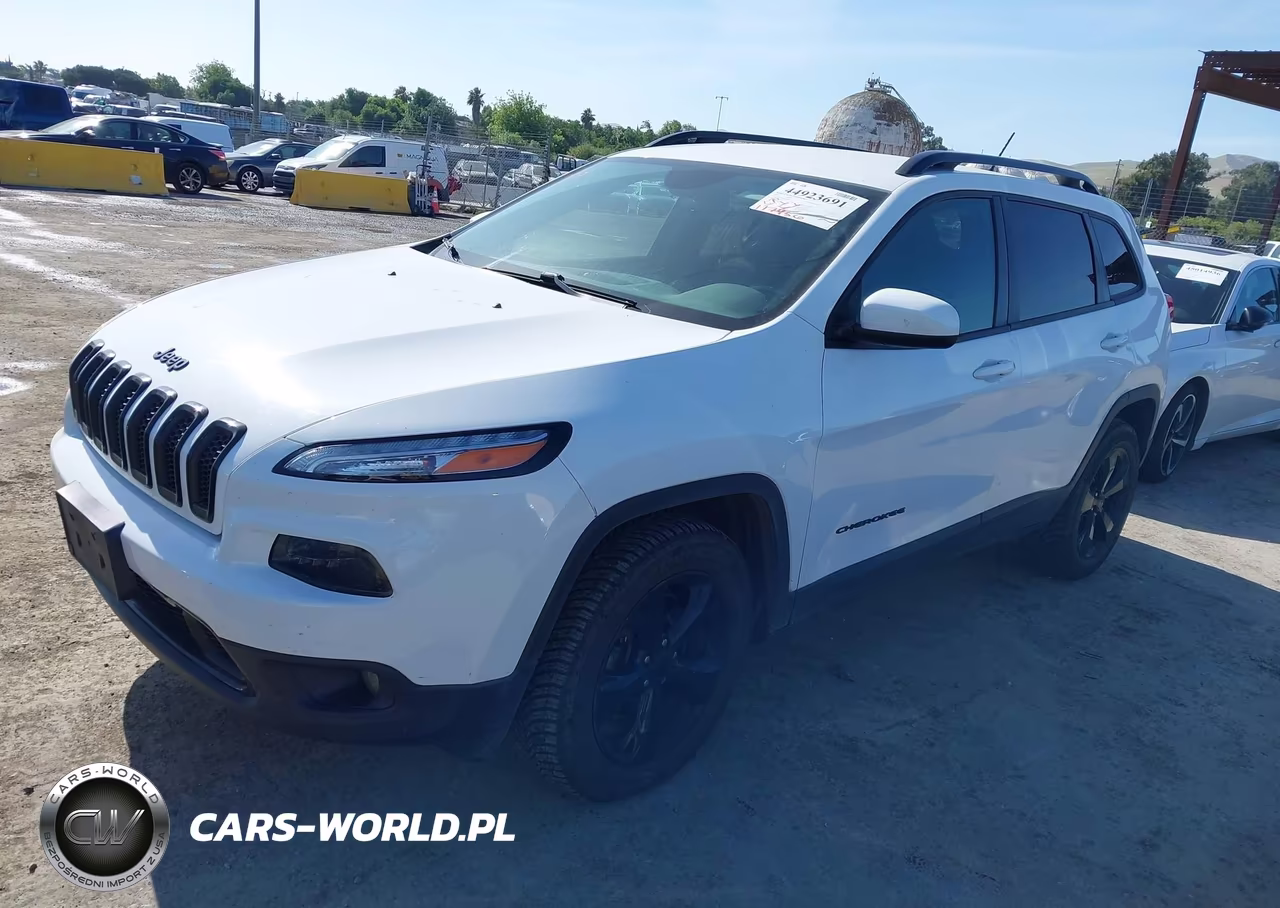 2018 Jeep Cherokee Latitude 4X4 VIN:1C4PJMCX1JD600810 - 2