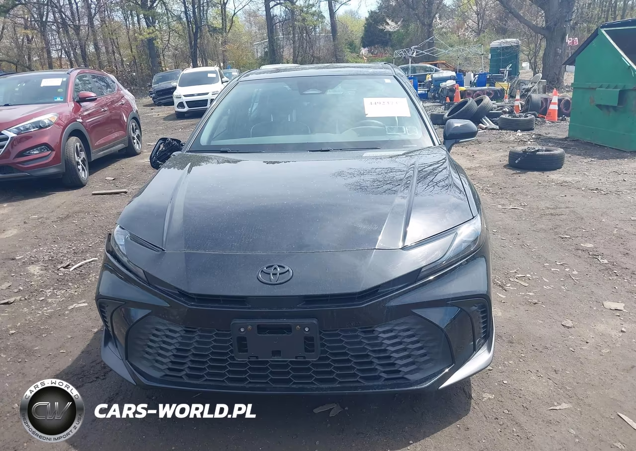 2026 Toyota Camry Se VIN:4T1DAACK3TU663959 - 12