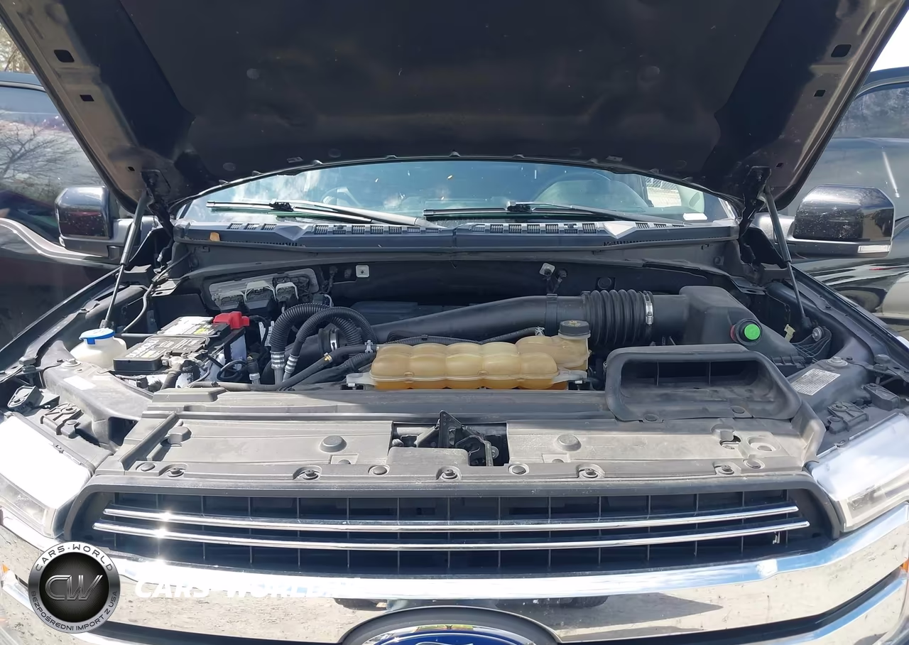 2019 Ford F-150 Lariat VIN:1FTFW1C11KFC60832 - 10
