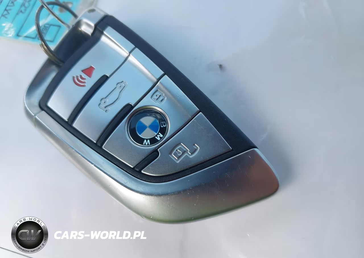 2022 BMW X5 M VIN:5YMJU0C07N9M90127 - 11