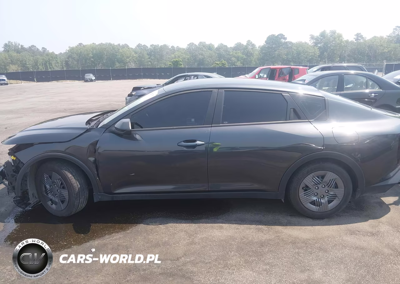 2025 Kia K4 Lx VIN:3KPFT4DEXSE220688 - 15