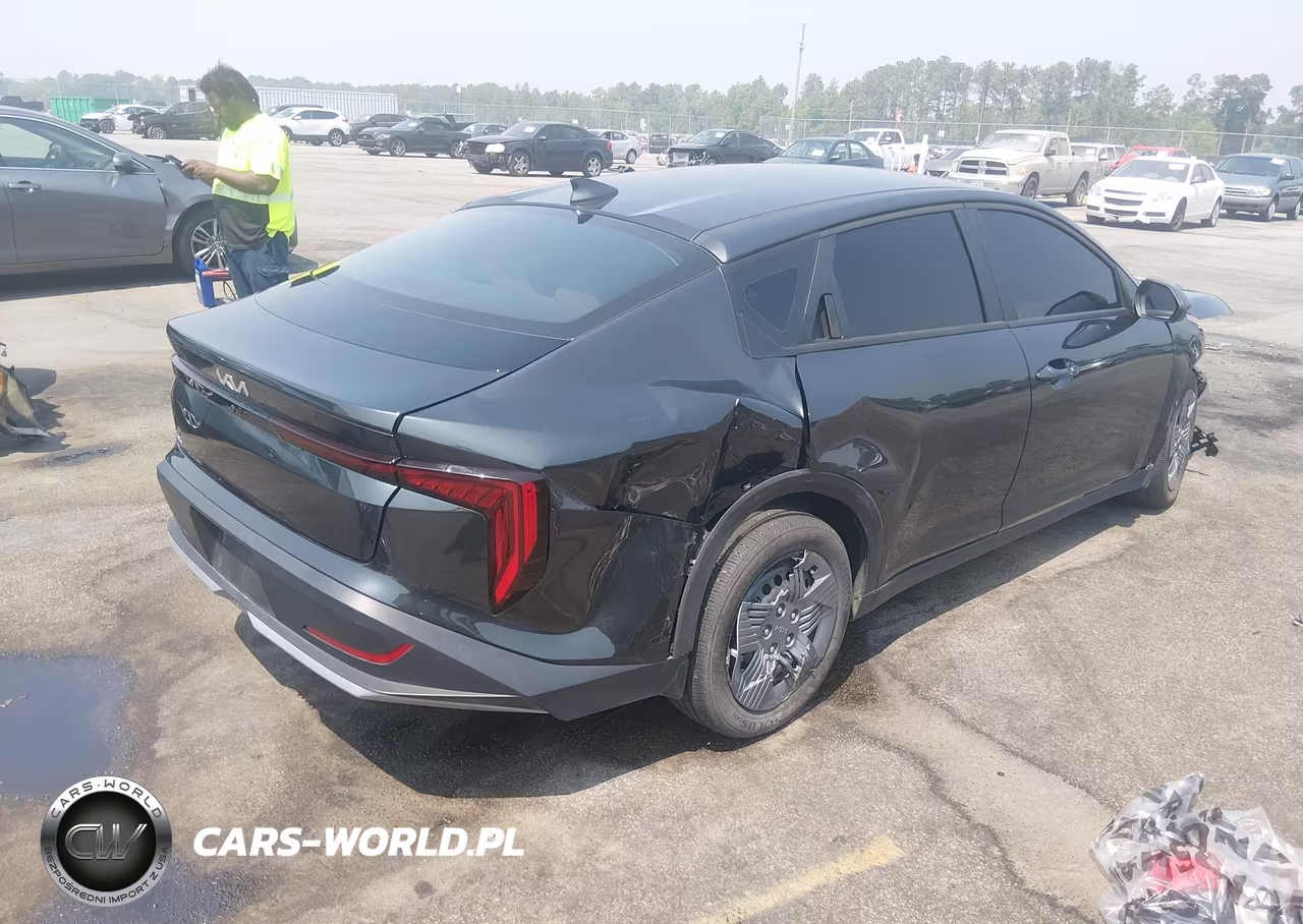 2025 Kia K4 Lx VIN:3KPFT4DEXSE220688 - 4