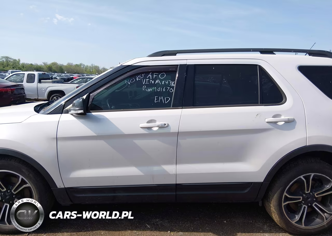 2015 Ford Explorer Sport VIN:1FM5K8GT2FGA84316 - 14