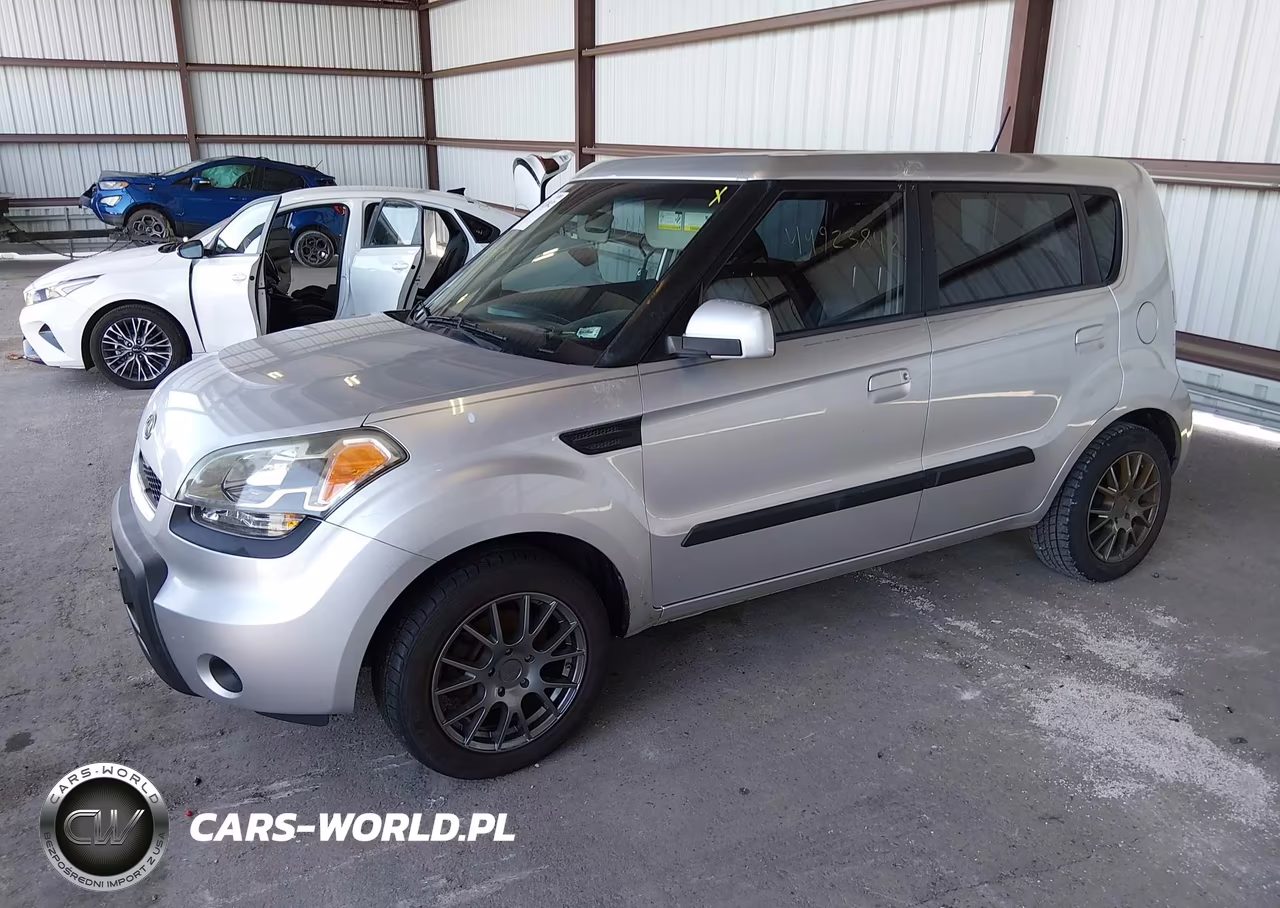 2010 Kia Soul + VIN:KNDJT2A20A7106299 - 2