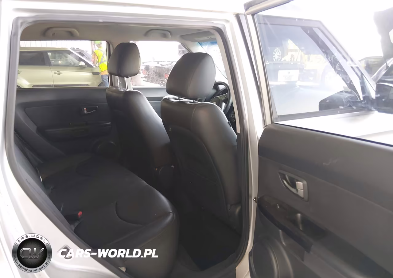 2010 Kia Soul + VIN:KNDJT2A20A7106299 - 8