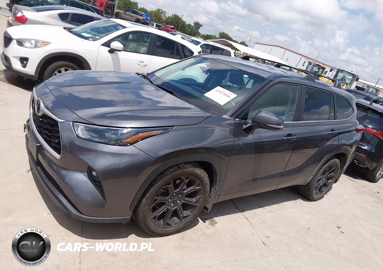 2023 Toyota Highlander Le VIN:5TDKDRAHXPS017580 - 14