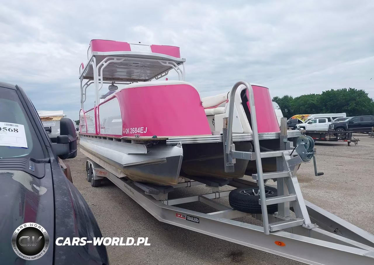 2021 * Boat