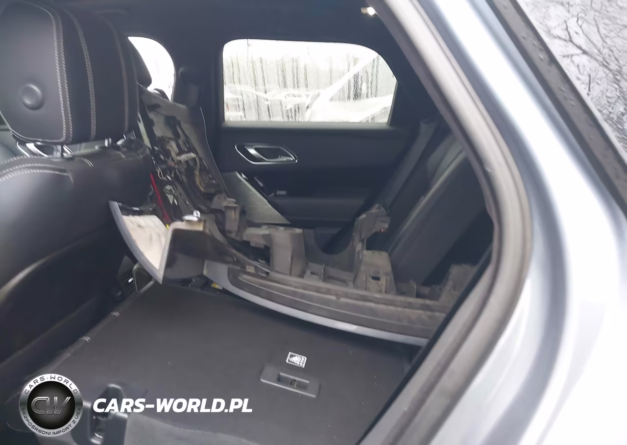 2019 Land Rover Range Rover Velar P250 R-Dynamic Se VIN:SALYL2EXXKA204404 - 8