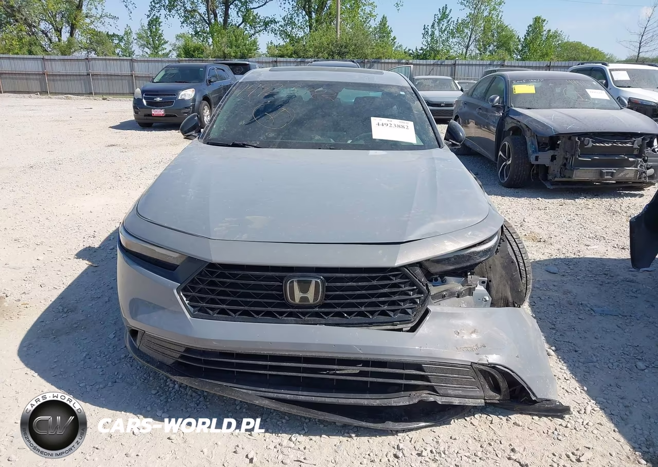 2023 Honda Accord Hybrid Sport-L VIN:1HGCY2F70PA010457 - 13