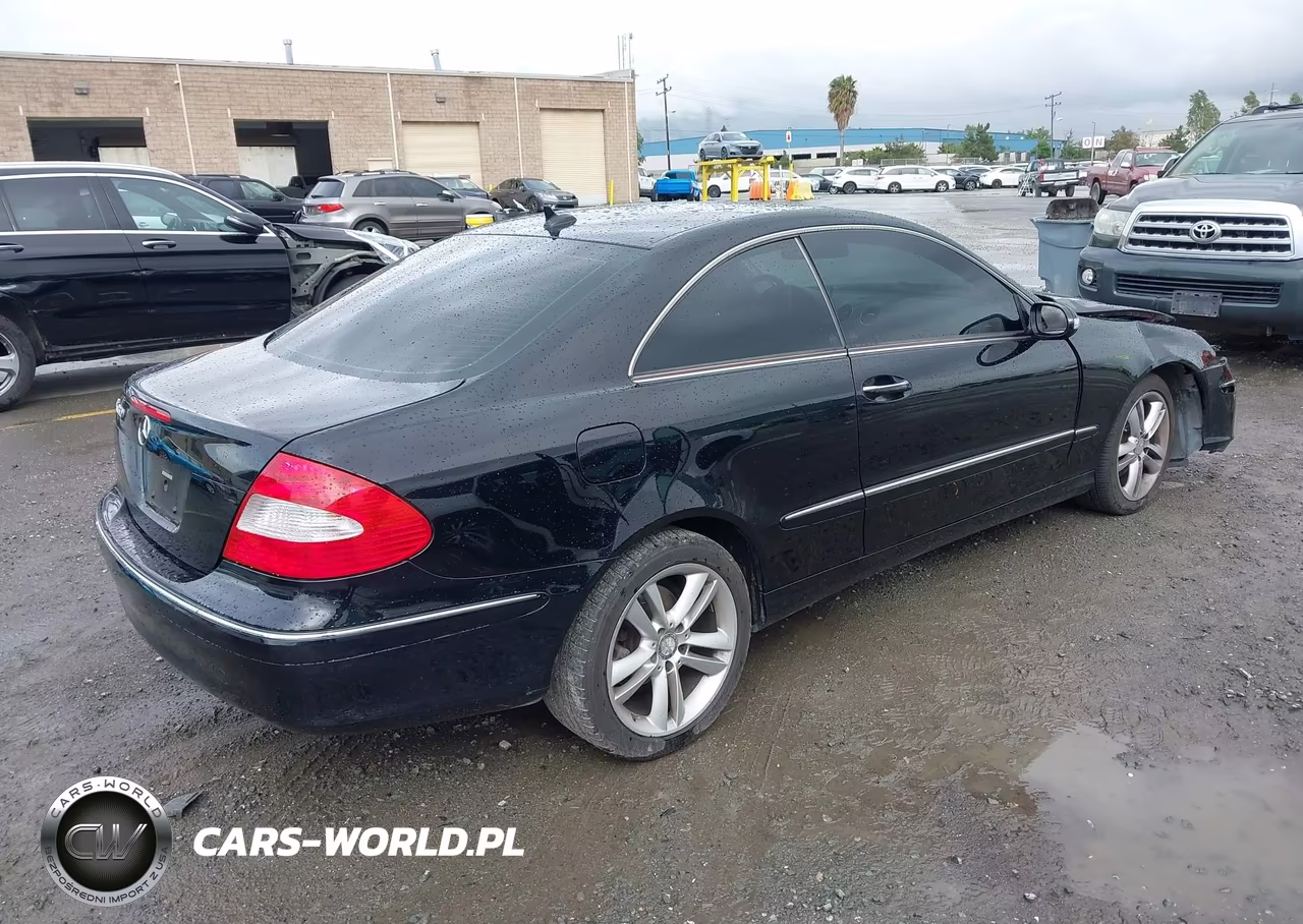 2008 Mercedes-Benz Clk 350 VIN:WDBTJ56H58F245484 - 4