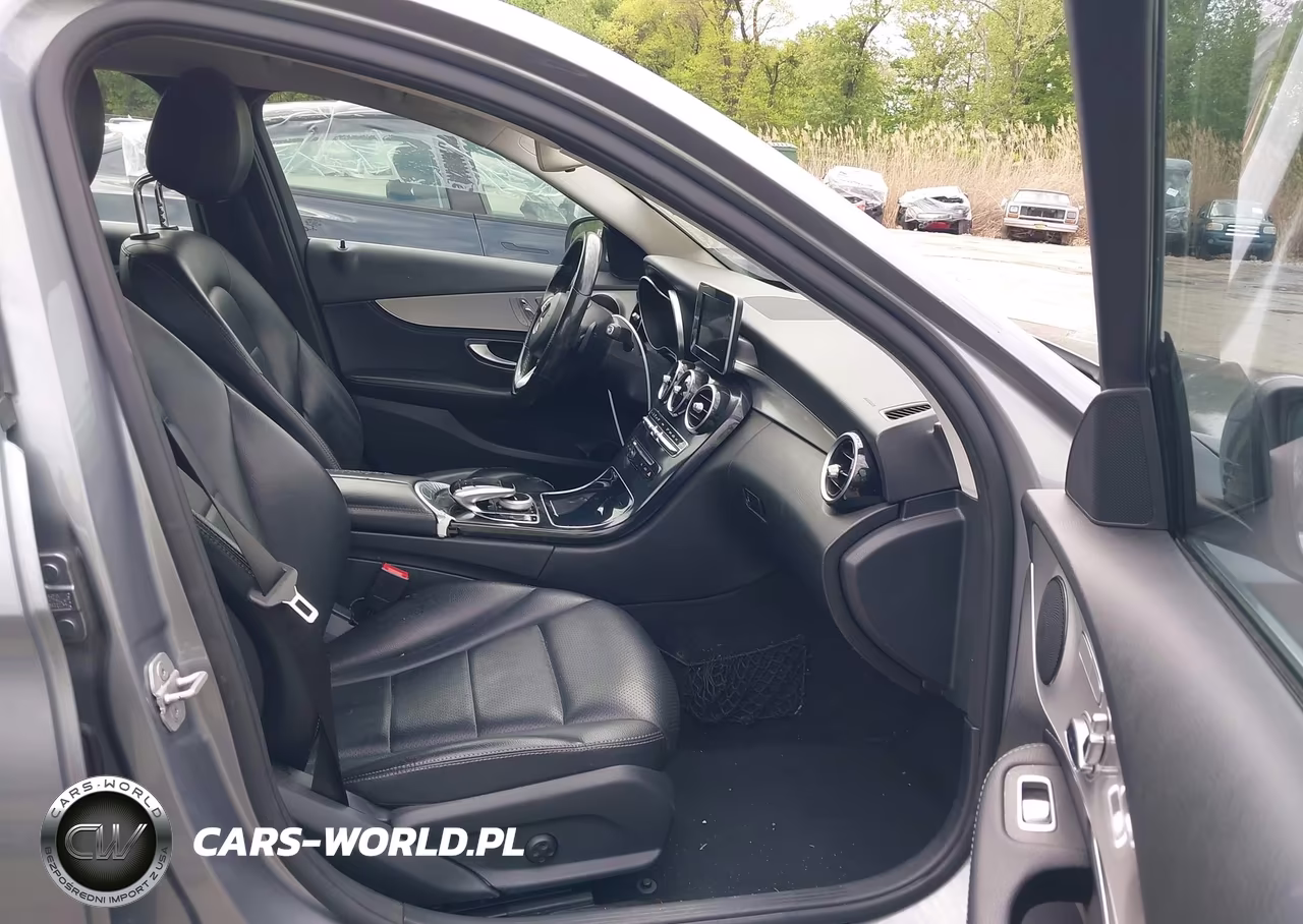 2016 Mercedes-Benz C 300 4Matic VIN:55SWF4KBXGU111194 - 5