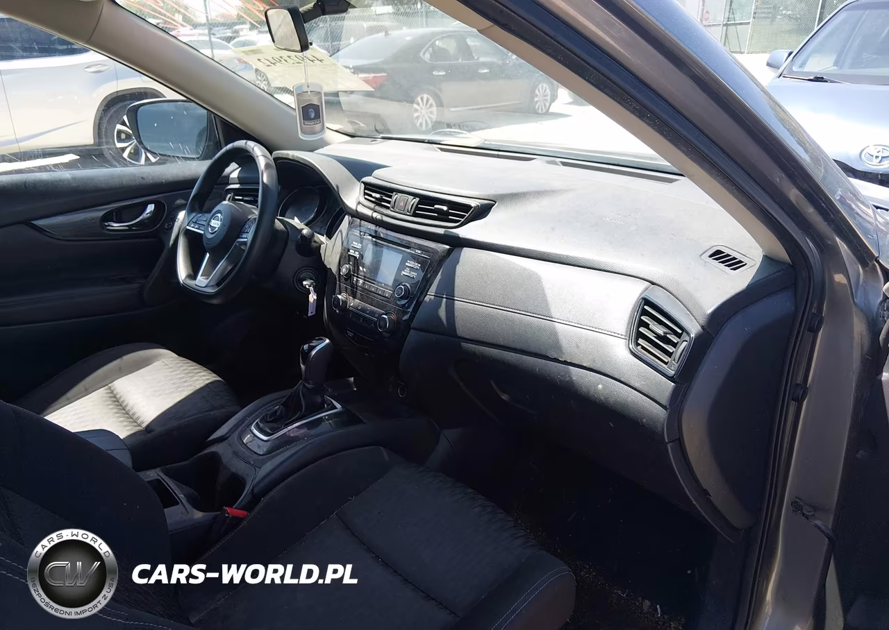 2017 Nissan Rogue S VIN:KNMAT2MV2HP534343 - 5