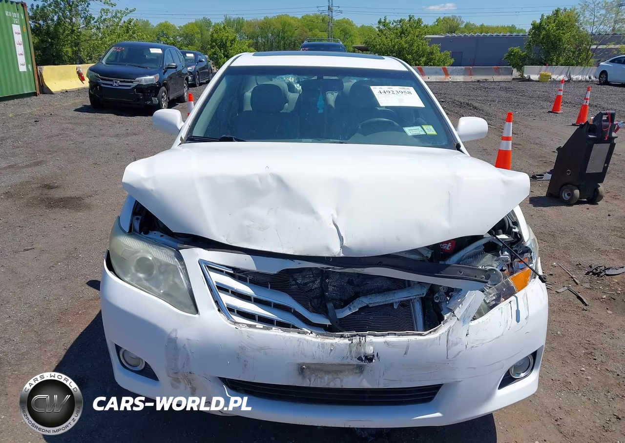2011 Toyota Camry Xle VIN:4T1BF3EK3BU750468 - 12