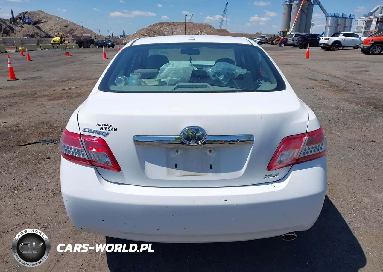 2011 Toyota Camry Xle VIN:4T1BF3EK3BU750468 - 16