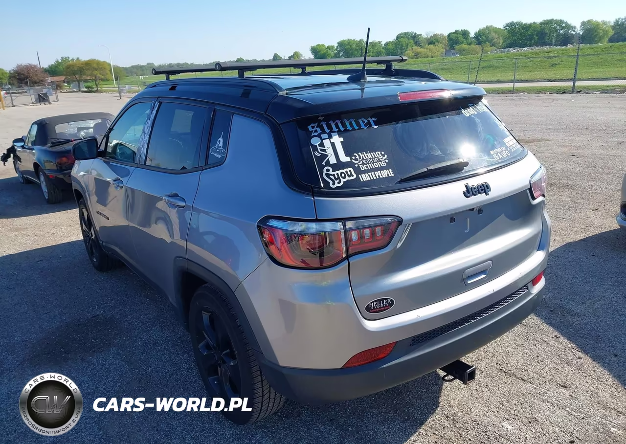 2019 Jeep Compass Altitude Fwd VIN:3C4NJCBB5KT762975 - 3