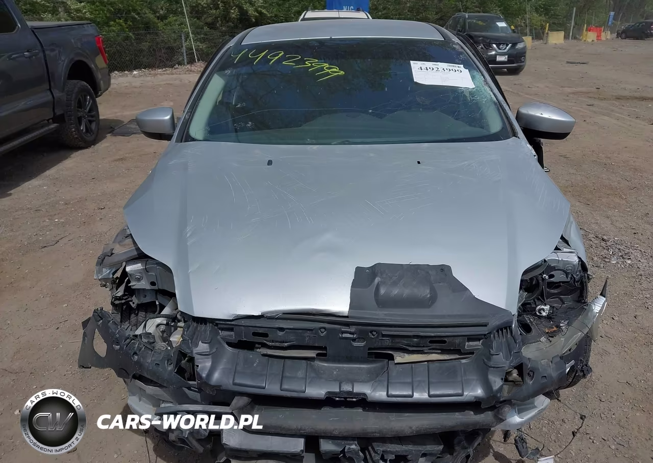2012 Ford Focus Se VIN:1FAHP3F21CL414177 - 12