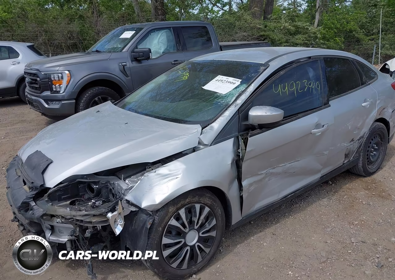 2012 Ford Focus Se VIN:1FAHP3F21CL414177 - 6
