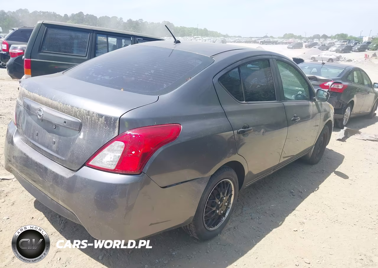 2016 Nissan Versa 1.6 S VIN:3N1CN7AP0GL913568 - 4