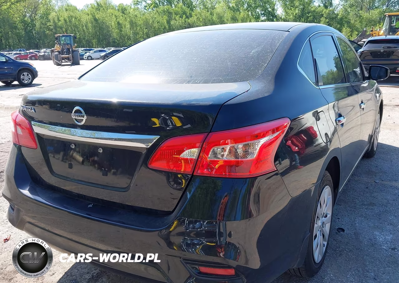 2019 Nissan Sentra S VIN:3N1AB7AP7KY404587 - 4