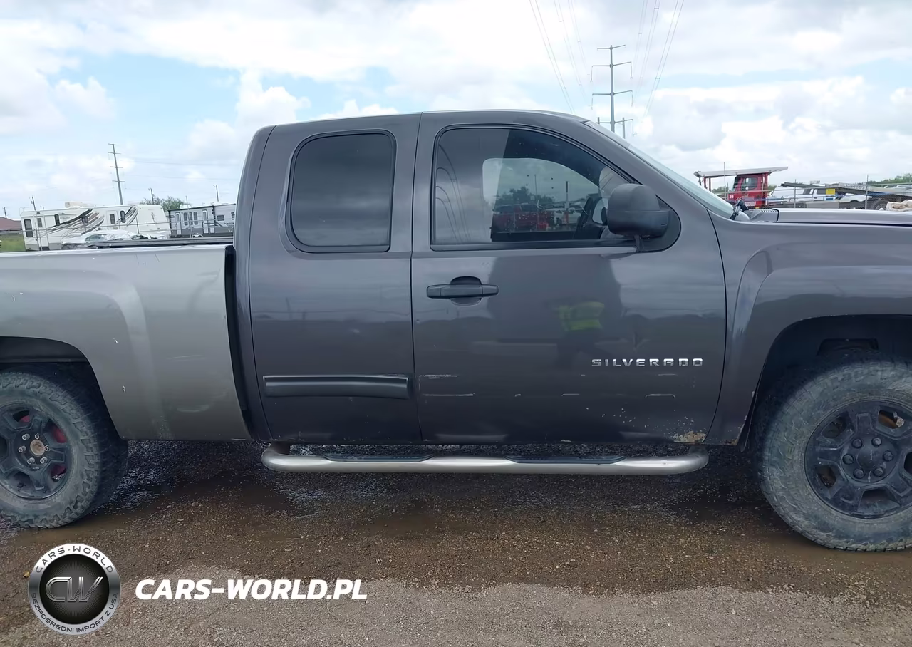2010 Chevrolet Silverado 1500 Lt VIN:1GCSKSE35AZ114753 - 13