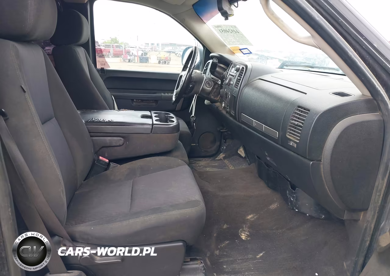 2010 Chevrolet Silverado 1500 Lt VIN:1GCSKSE35AZ114753 - 5