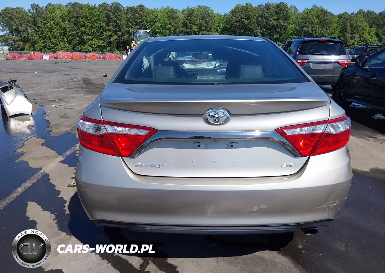 2016 Toyota Camry Se VIN:4T1BF1FK9GU188974 - 17