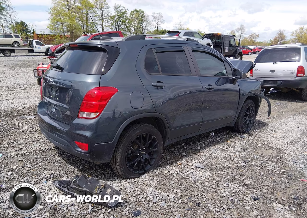 2021 Chevrolet Trax Awd Lt VIN:KL7CJPSB3MB339733 - 4