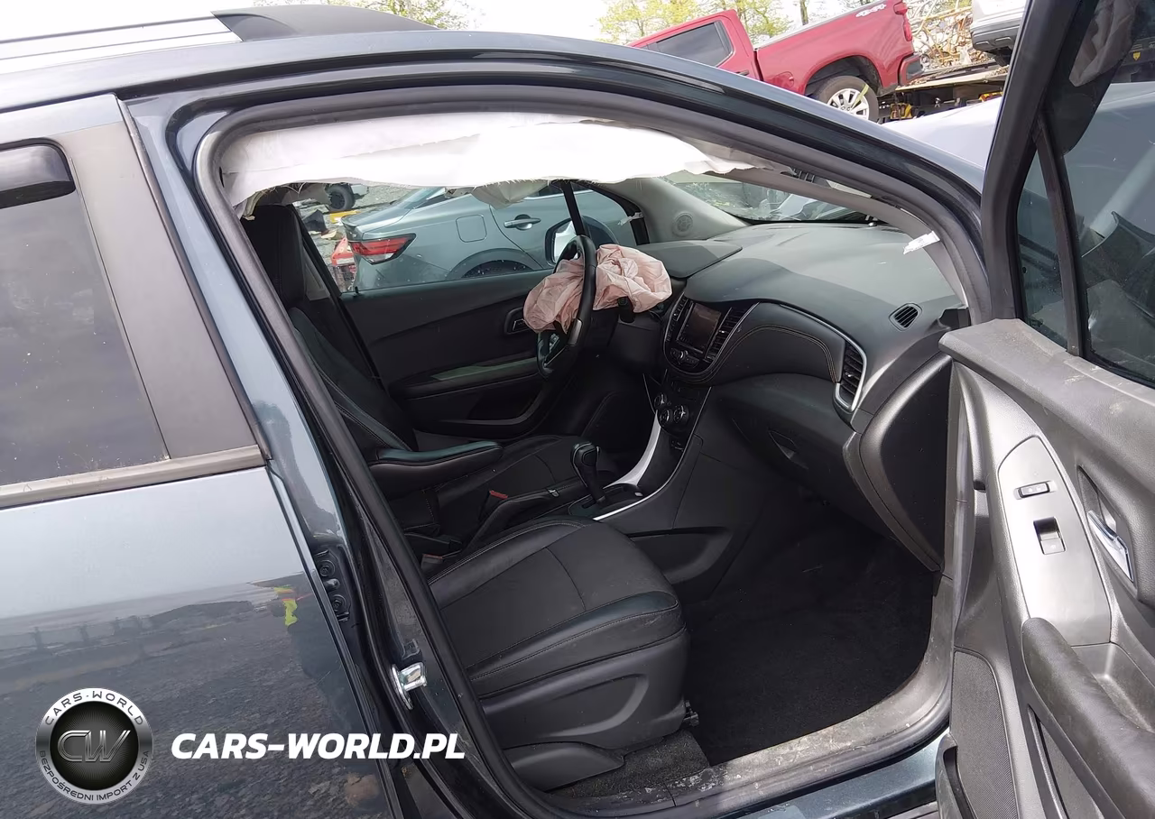 2021 Chevrolet Trax Awd Lt VIN:KL7CJPSB3MB339733 - 5