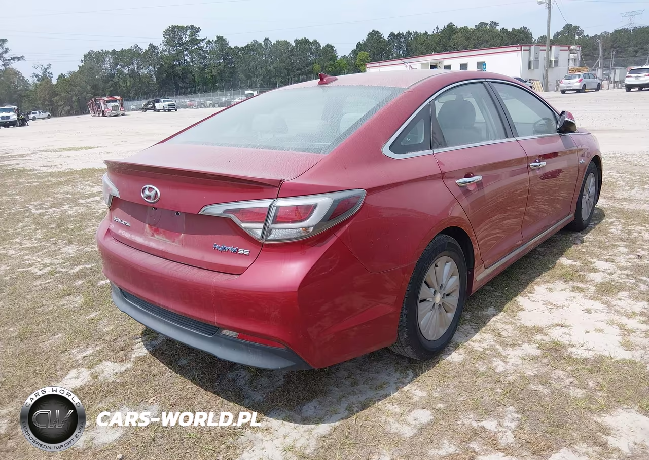 2016 Hyundai Sonata Hybrid Se VIN:KMHE24L12GA038924 - 4