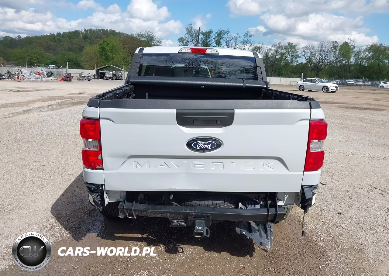 2025 Ford Maverick Xlt VIN:3FTTW8JA9SRB74377 - 16