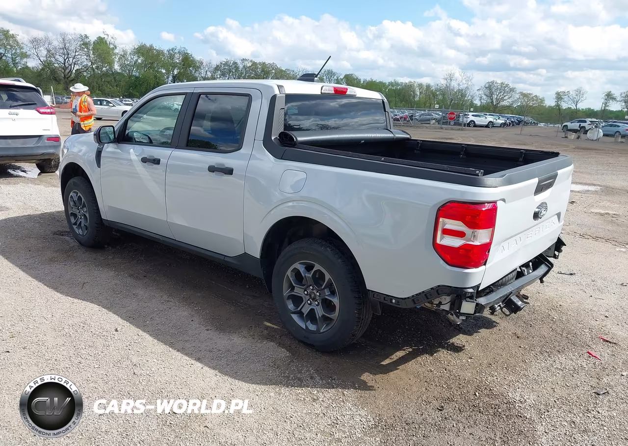 2025 Ford Maverick Xlt VIN:3FTTW8JA9SRB74377 - 3