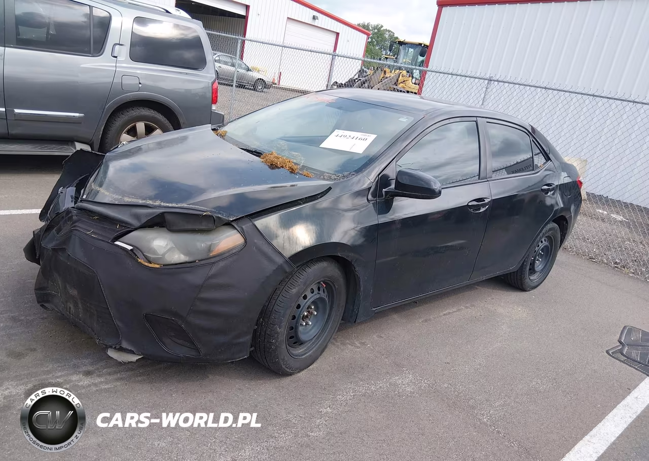 2015 Toyota Corolla Le VIN:5YFBURHE3FP324334 - 2