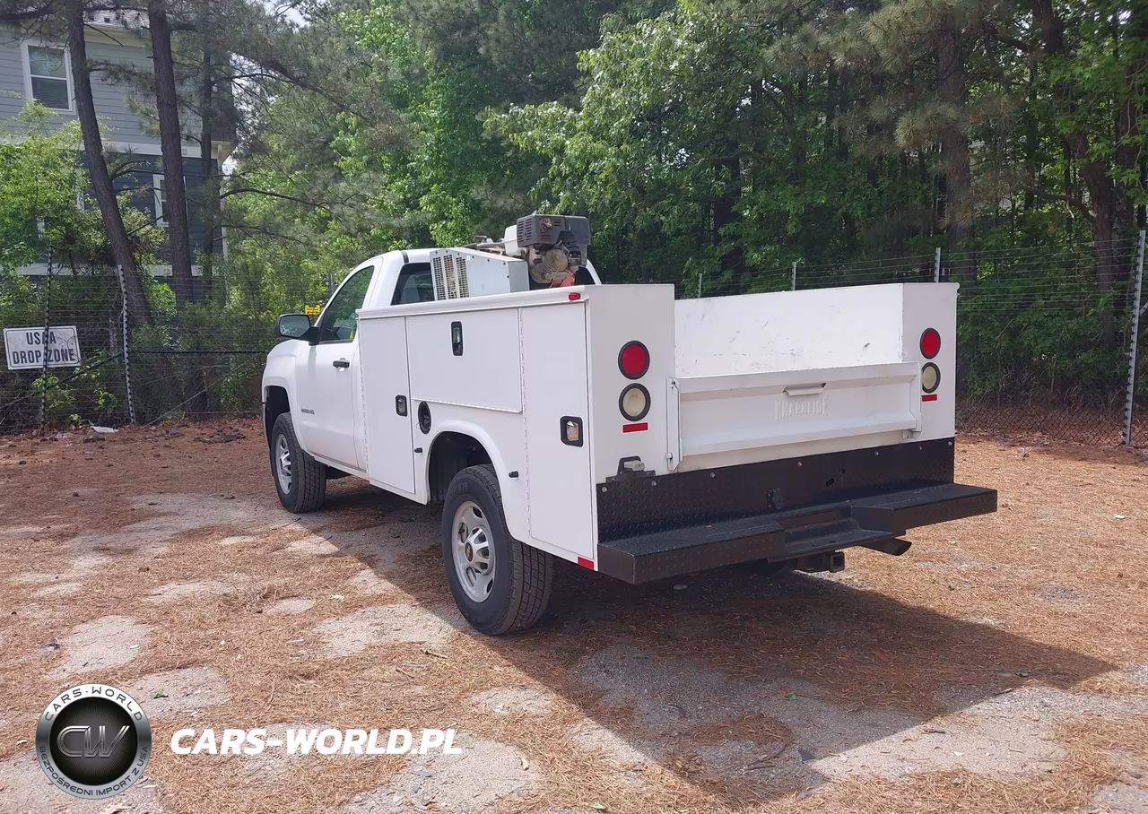 2015 Chevrolet Silverado 2500Hd Wt VIN:1GB0CUEG2FZ126552 - 3