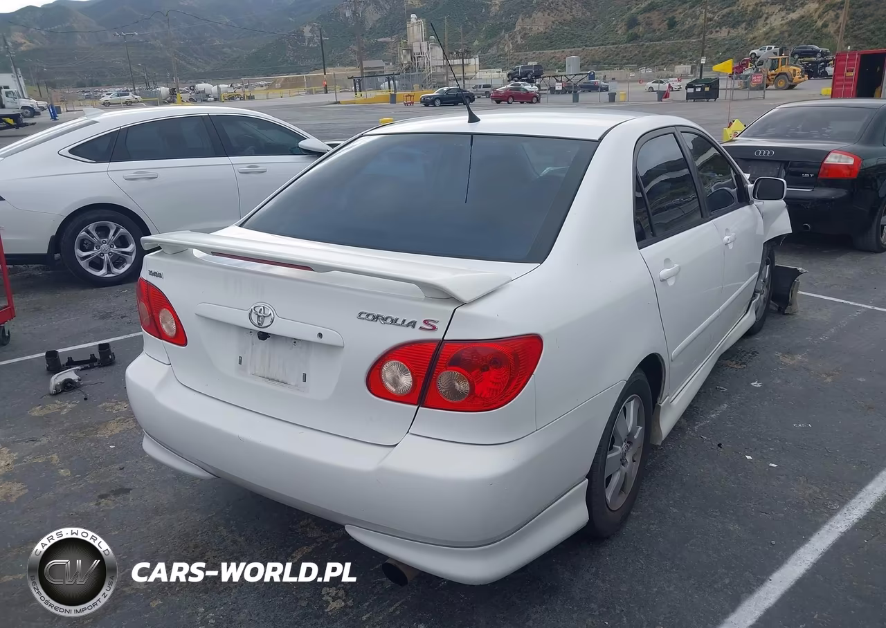 2008 Toyota Corolla S VIN:1NXBR32E38Z946618 - 4