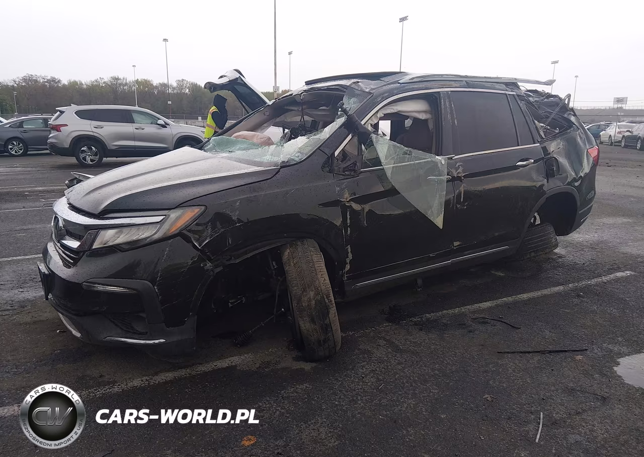 2019 Honda Pilot Touring VIN:5FNYF6H95KB051263 - 2