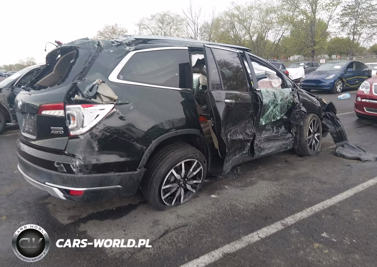 2019 Honda Pilot Touring VIN:5FNYF6H95KB051263 - 4