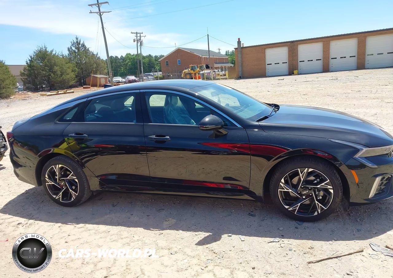 2025 Kia K5 Gt-Line VIN:KNAG64J78S5388520 - 13